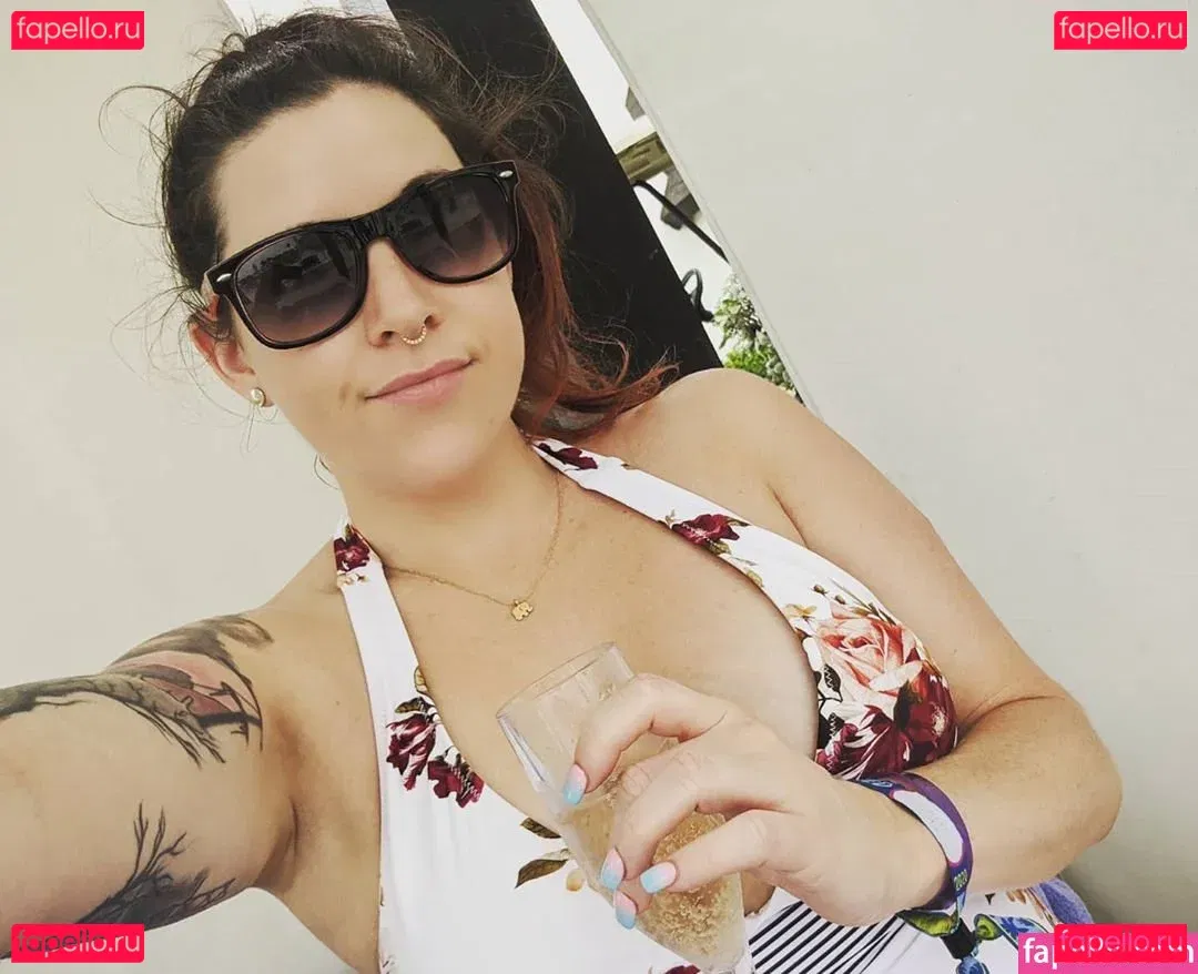 Renee Onlyfans Photo Gallery 