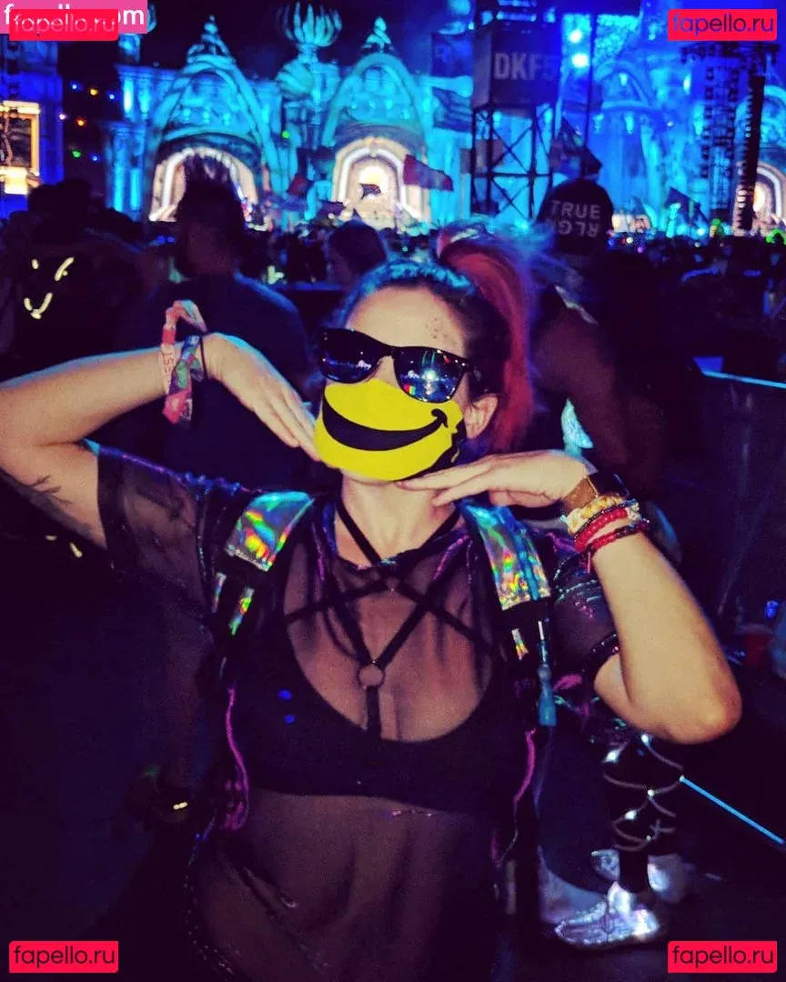 Renee Onlyfans Photo Gallery 