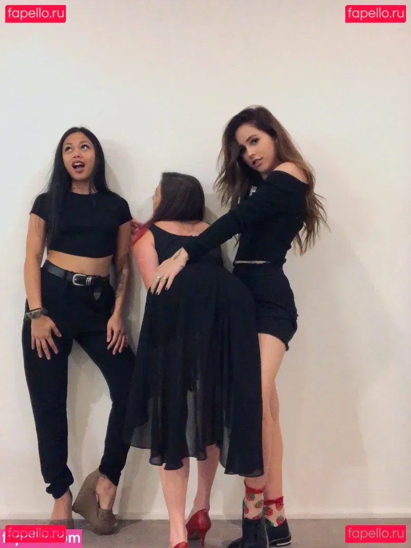 Renee Onlyfans Photo Gallery 