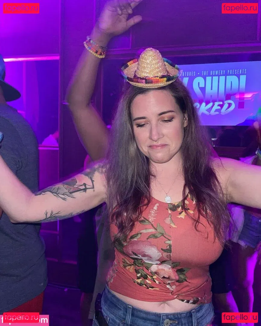 Renee Onlyfans Photo Gallery 