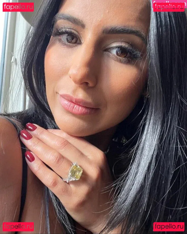 Coronation Street Onlyfans Photo Gallery 