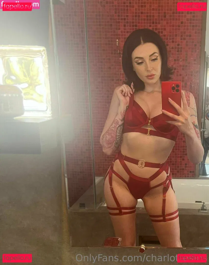 charlottesins Onlyfans Photo Gallery 