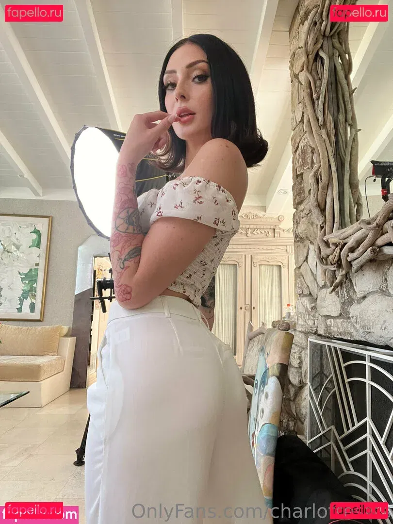 charlottesins Onlyfans Photo Gallery 