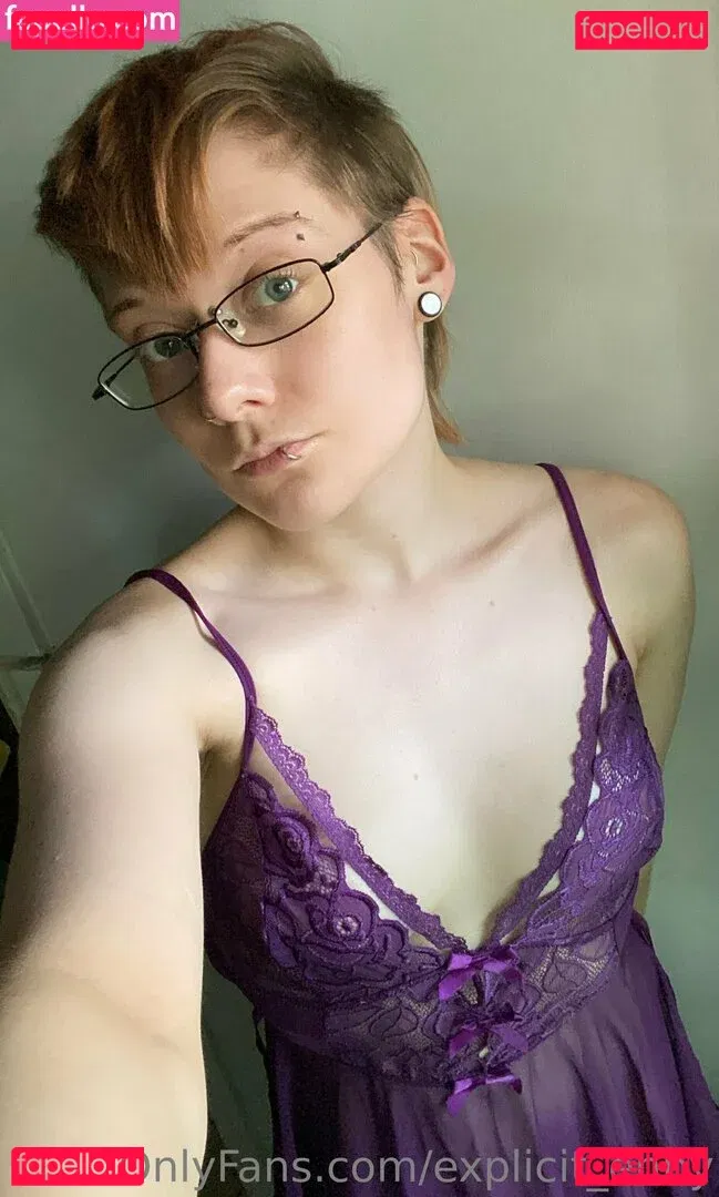 explicit_enby Onlyfans Photo Gallery 