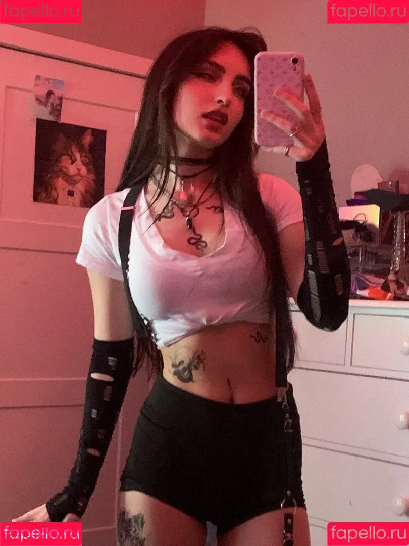 Beebee ASMR Onlyfans Photo Gallery 