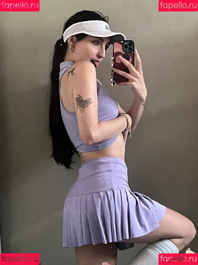 Beebee ASMR Onlyfans Photo Gallery 