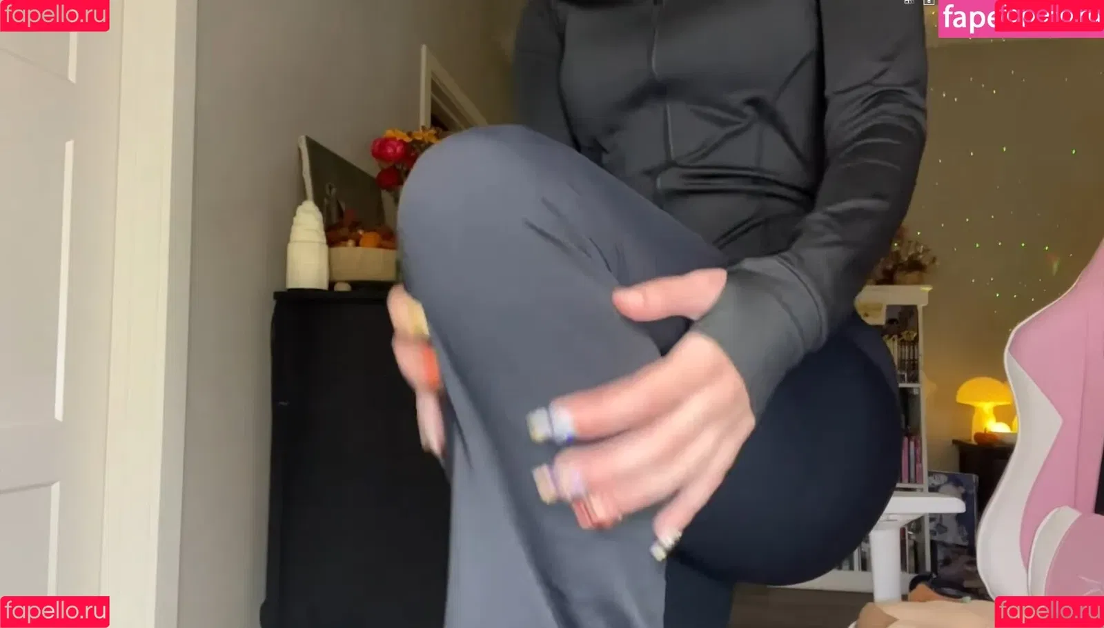 Beebee ASMR Onlyfans Photo Gallery 