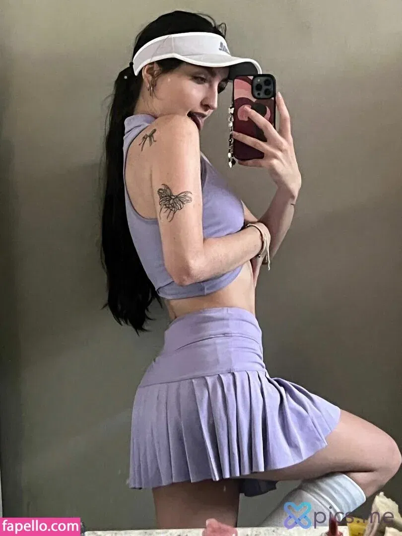 Beebee ASMR Onlyfans Photo Gallery 