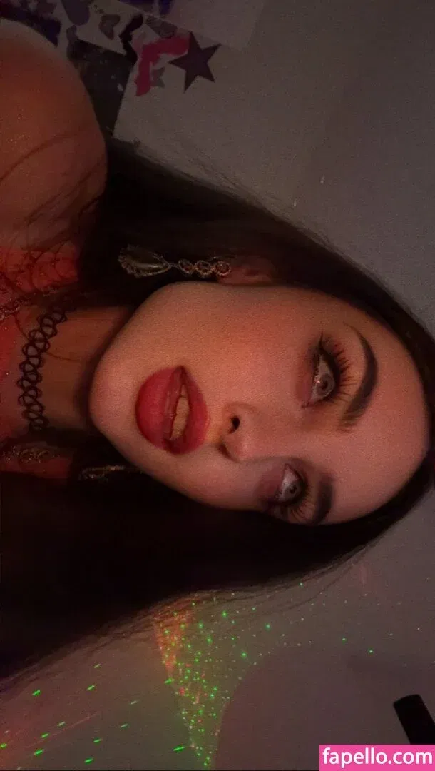 Beebee ASMR Onlyfans Photo Gallery 