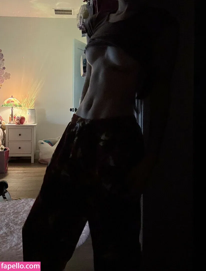 Beebee ASMR Onlyfans Photo Gallery 