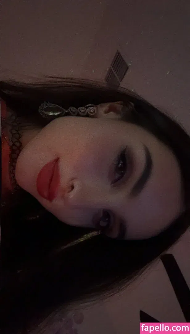 Beebee ASMR Onlyfans Photo Gallery 