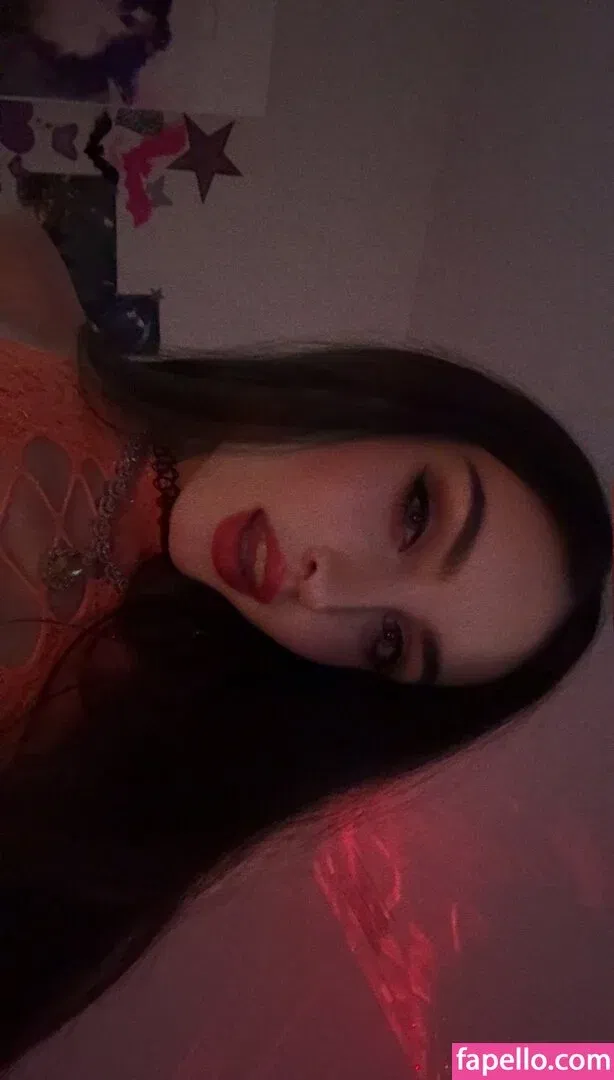 Beebee ASMR Onlyfans Photo Gallery 