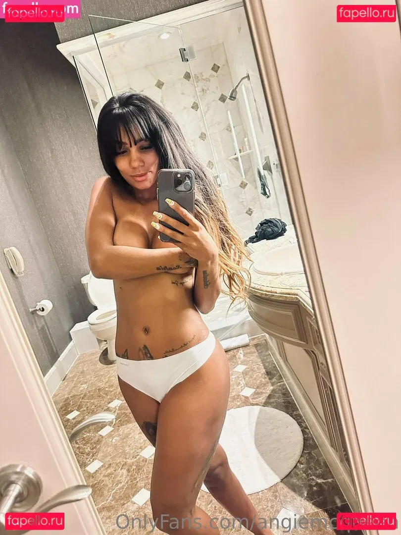 Angie McQueen Onlyfans Photo Gallery 