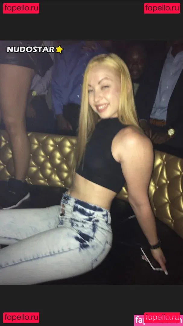 Remi White Onlyfans Photo Gallery 