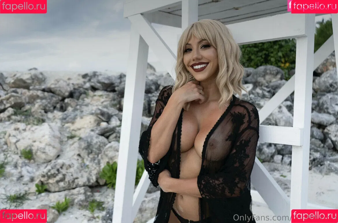 Coralitaxxo Onlyfans Photo Gallery 