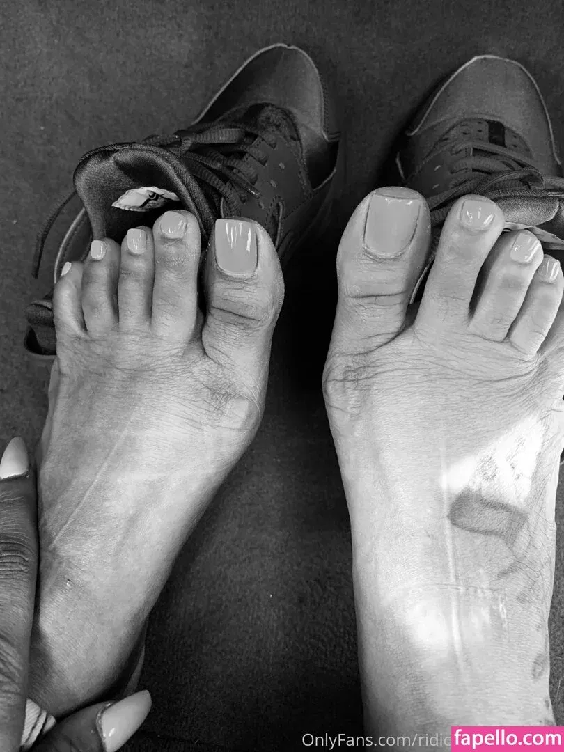 ridiculouslybombb Onlyfans Photo Gallery 