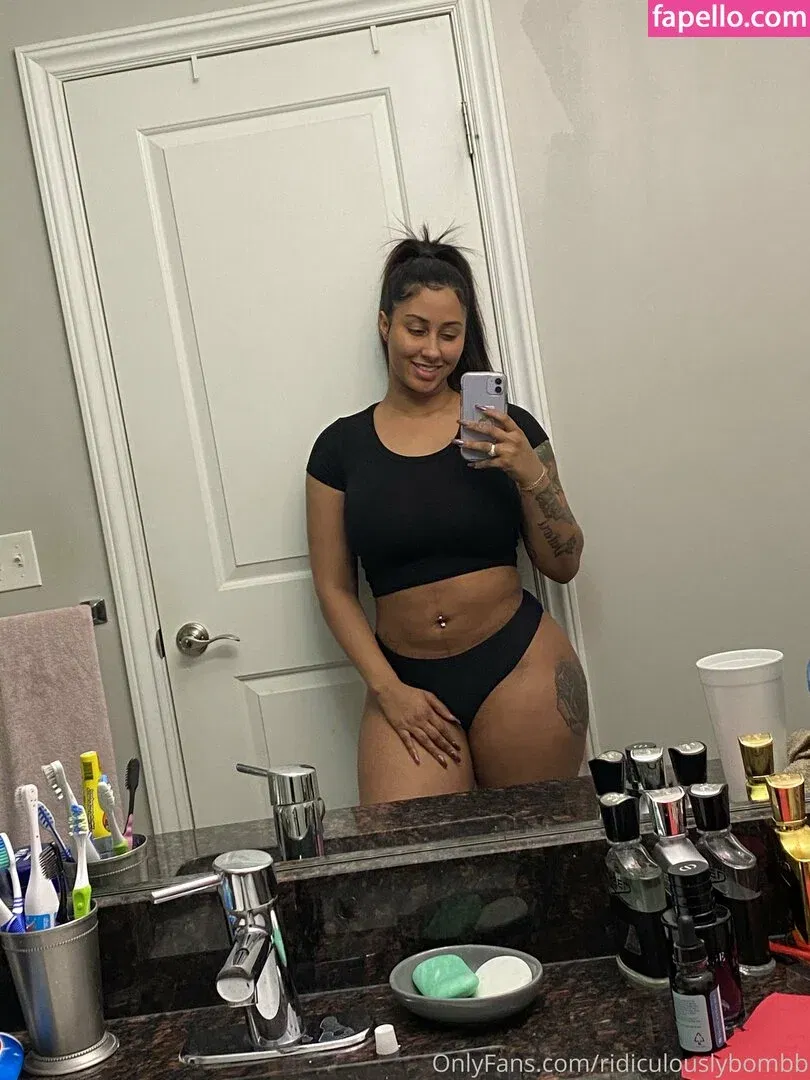 ridiculouslybombb Onlyfans Photo Gallery 