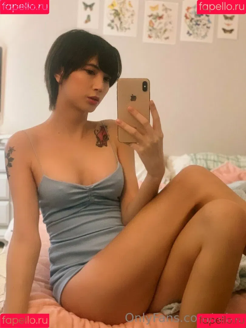 ReixLexa Onlyfans Photo Gallery 