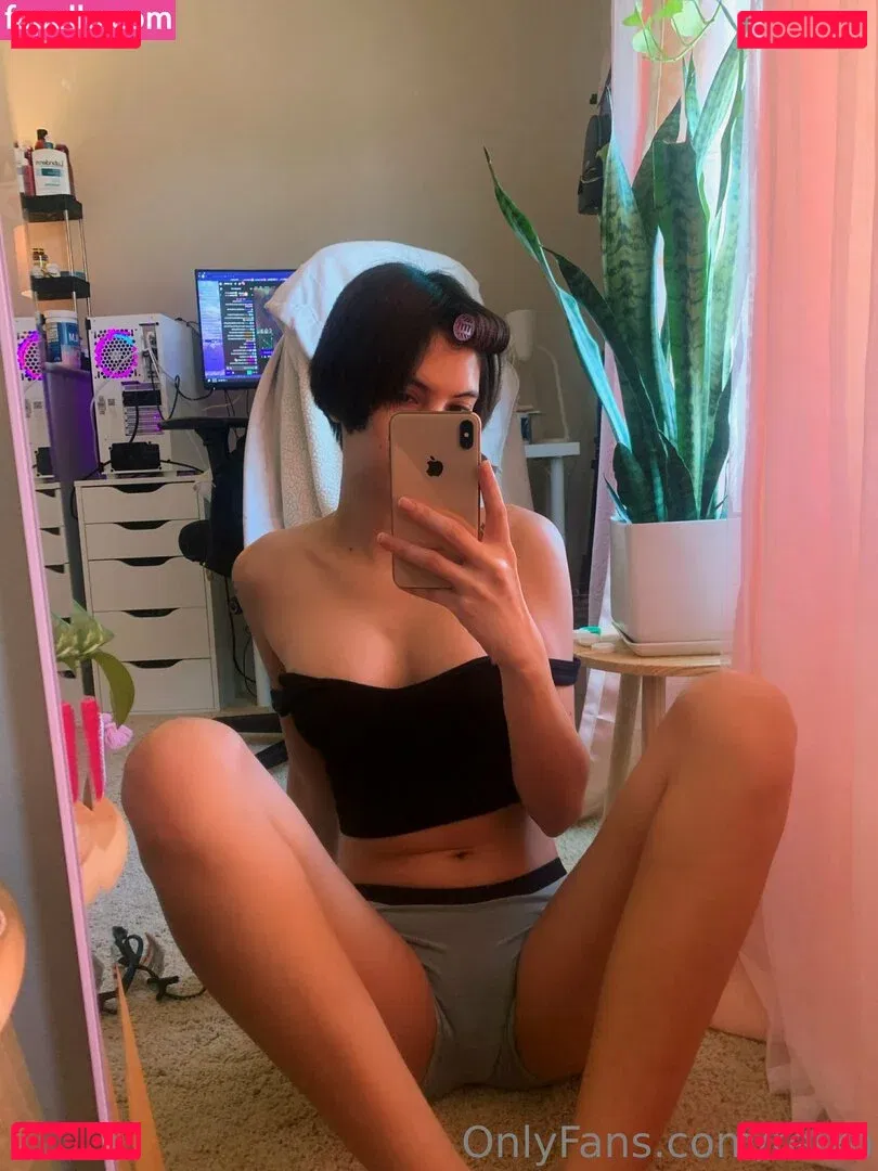 ReixLexa Onlyfans Photo Gallery 