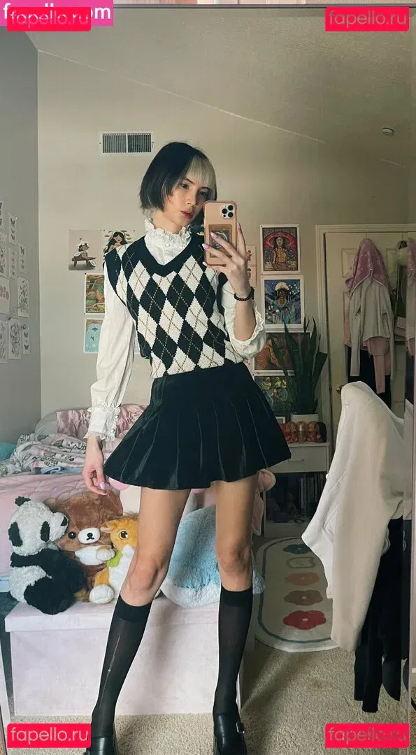 ReixLexa Onlyfans Photo Gallery 