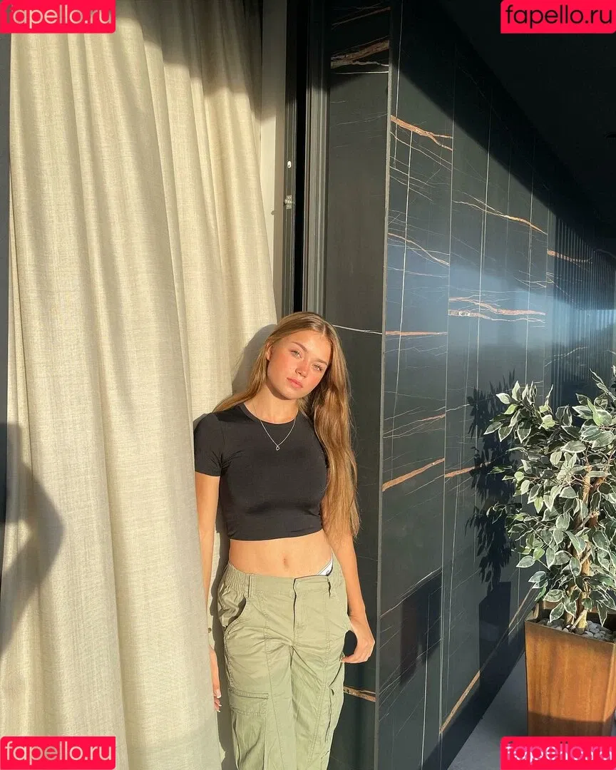 maxima_mclk Onlyfans Photo Gallery 