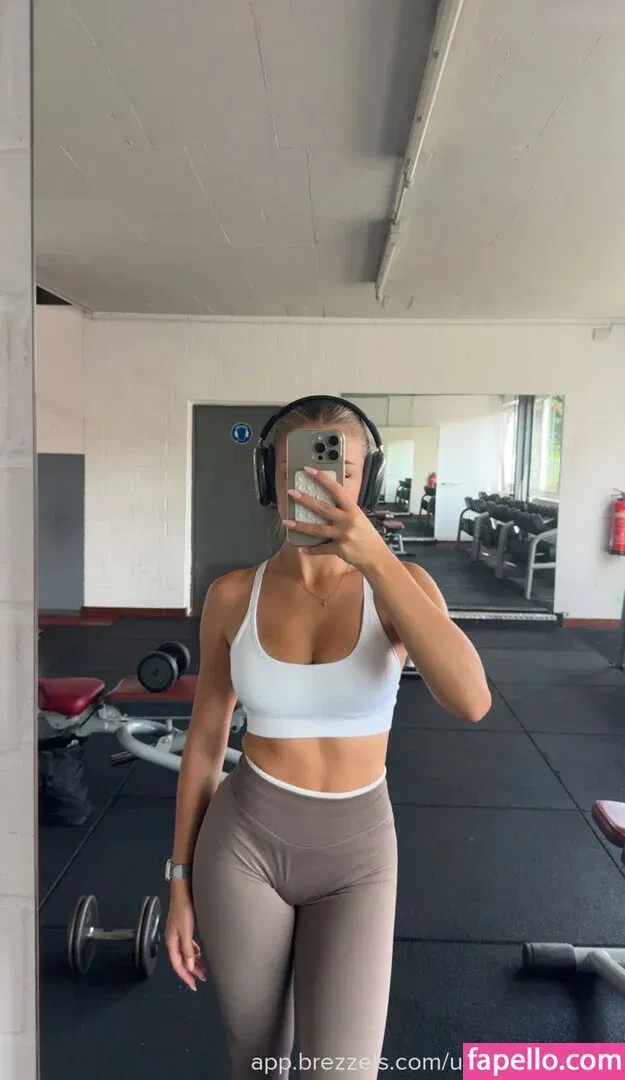 maxima_mclk Onlyfans Photo Gallery 