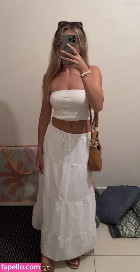 maxima_mclk Onlyfans Photo Gallery 