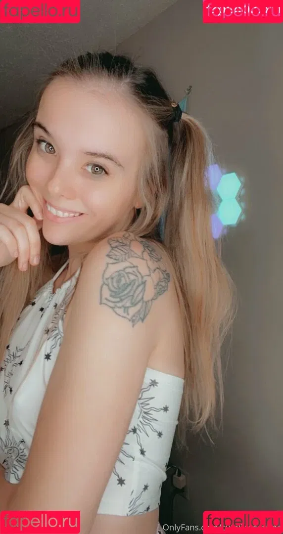 cutelilrosesfree Onlyfans Photo Gallery 
