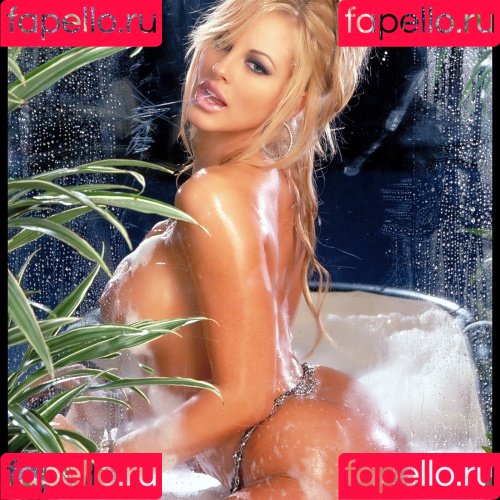 Divini Rae Sorenson Onlyfans Photo Gallery 