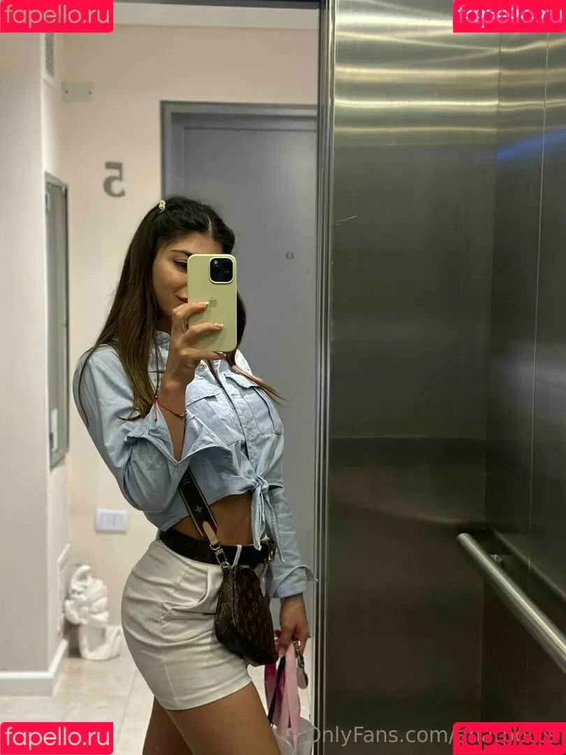 anatpotos Onlyfans Photo Gallery 