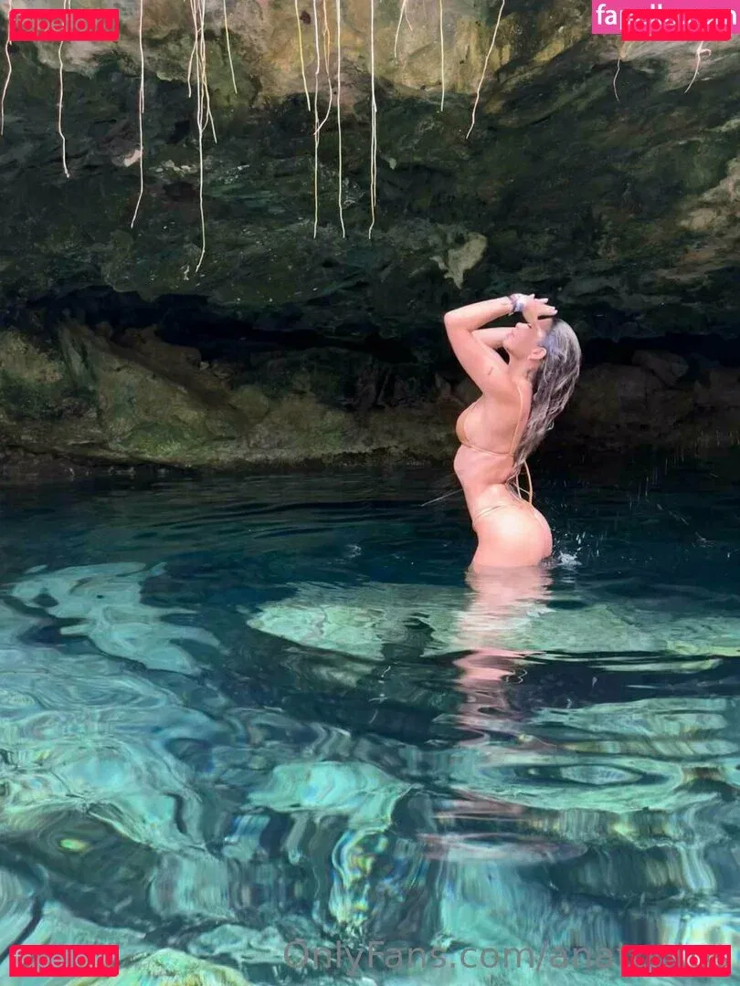 anatpotos Onlyfans Photo Gallery 