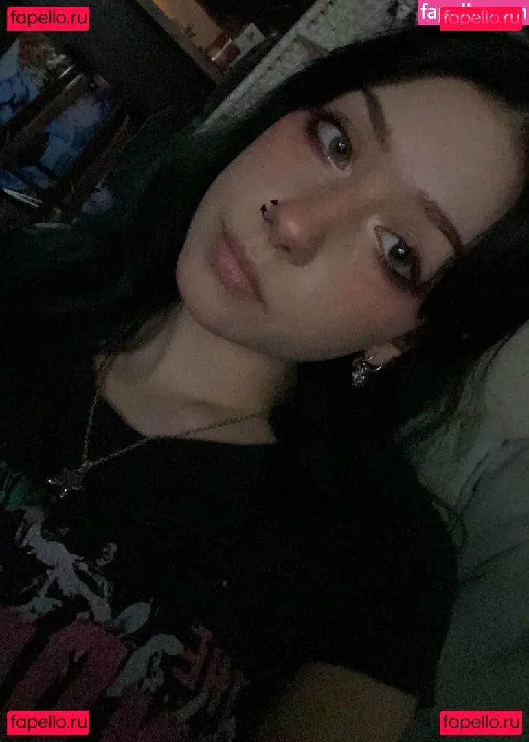 brattyydeath Onlyfans Photo Gallery 