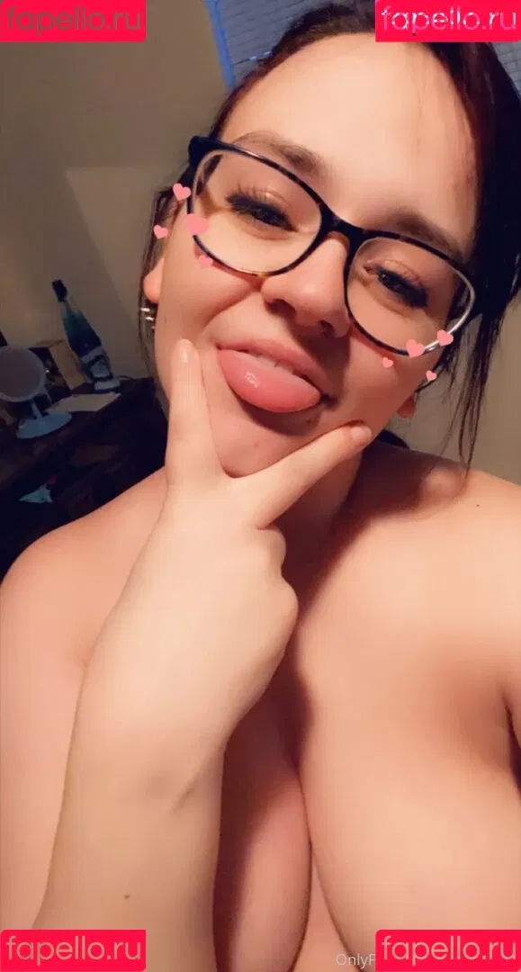 katiebuggz Onlyfans Photo Gallery 