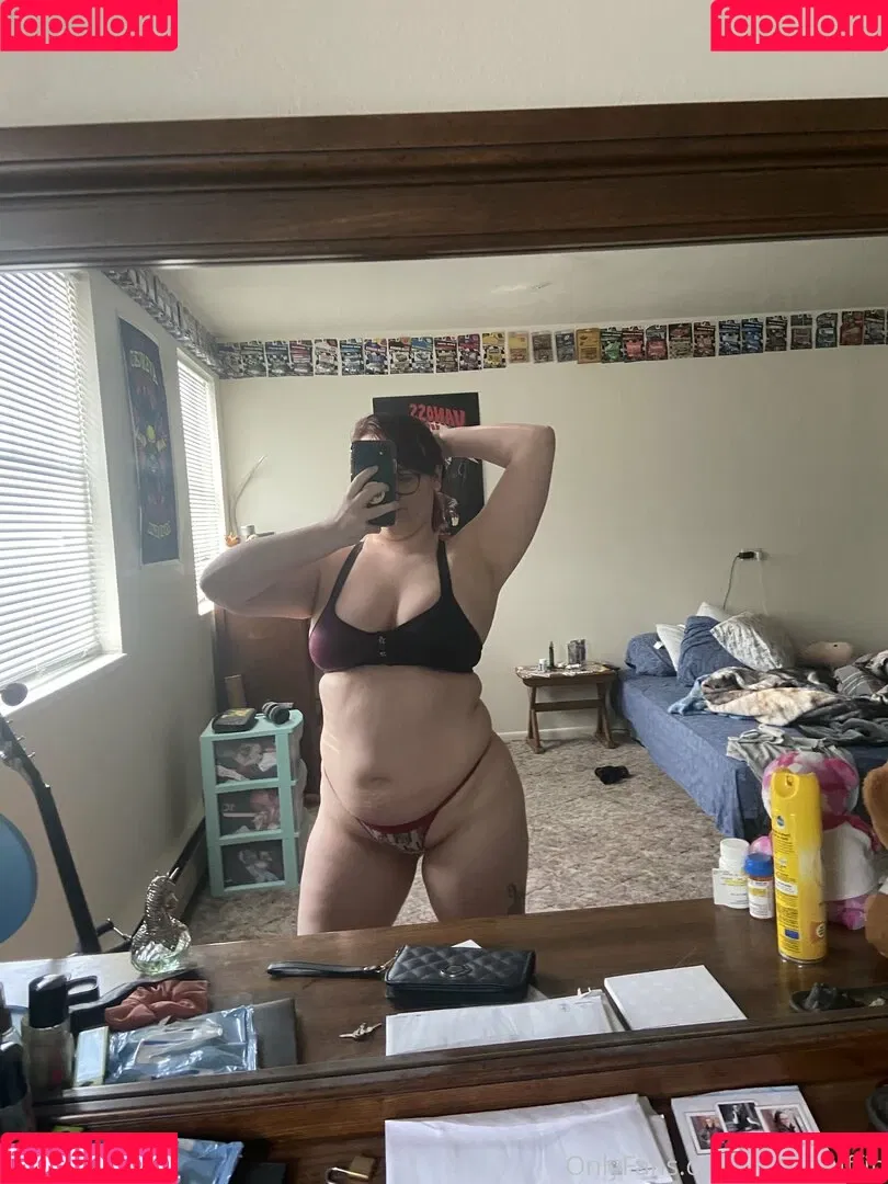 katiebuggz Onlyfans Photo Gallery 