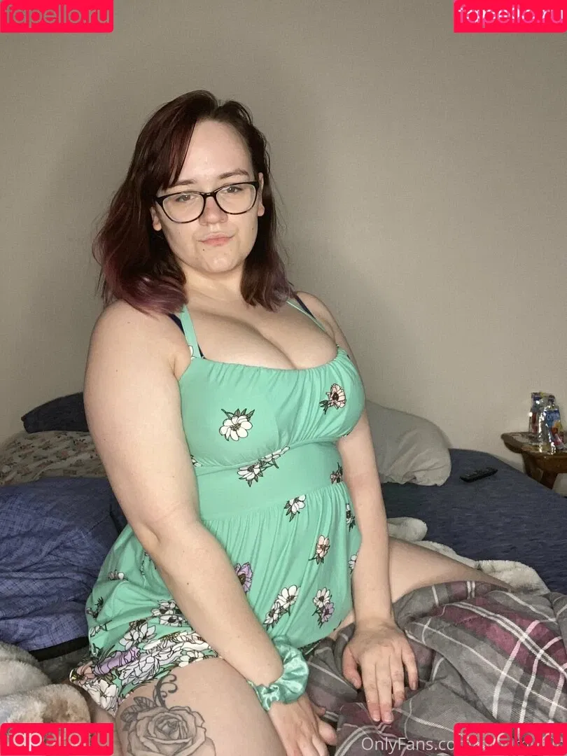 katiebuggz Onlyfans Photo Gallery 