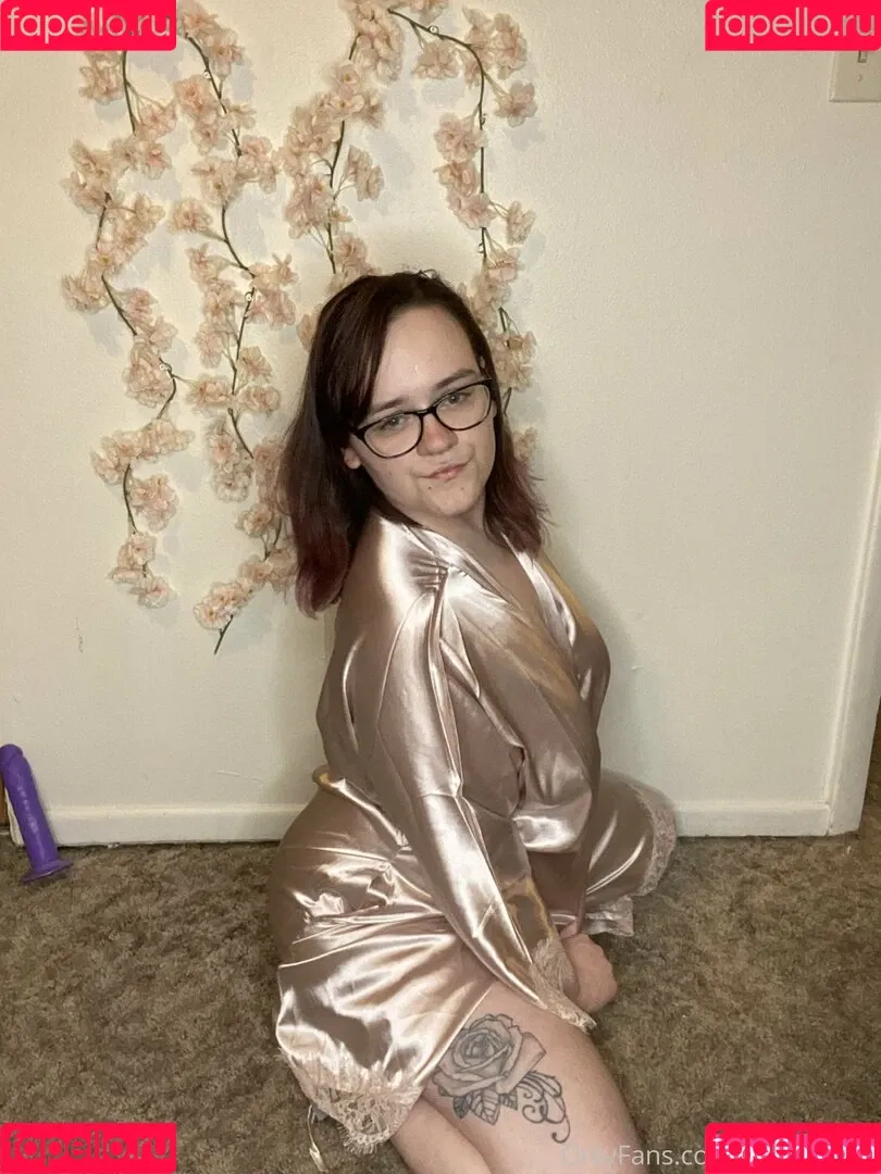 katiebuggz Onlyfans Photo Gallery 