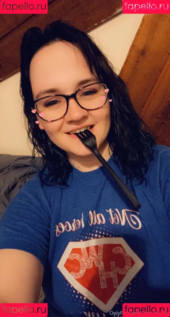 katiebuggz Onlyfans Photo Gallery 