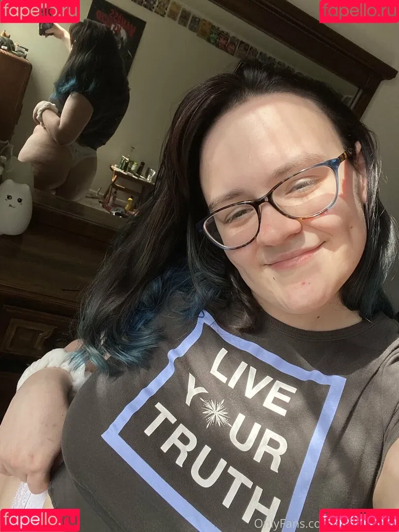 katiebuggz Onlyfans Photo Gallery 