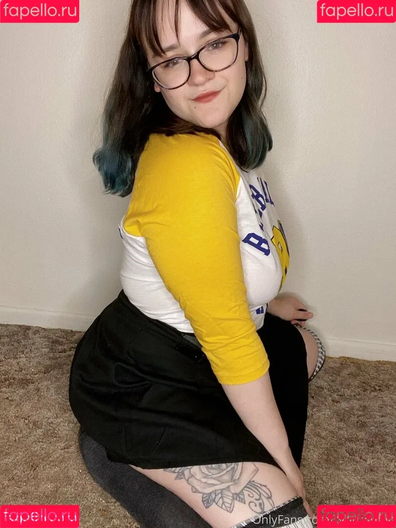 katiebuggz Onlyfans Photo Gallery 
