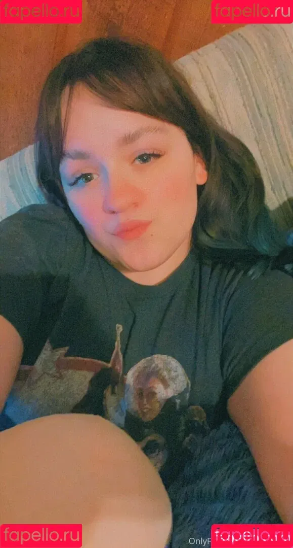katiebuggz Onlyfans Photo Gallery 