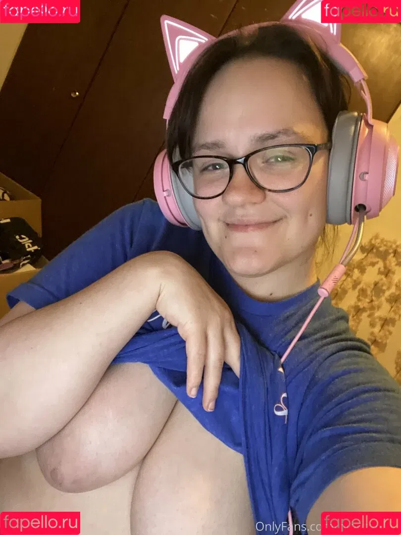 katiebuggz Onlyfans Photo Gallery 