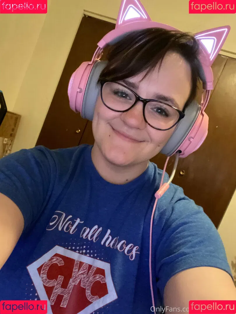 katiebuggz Onlyfans Photo Gallery 