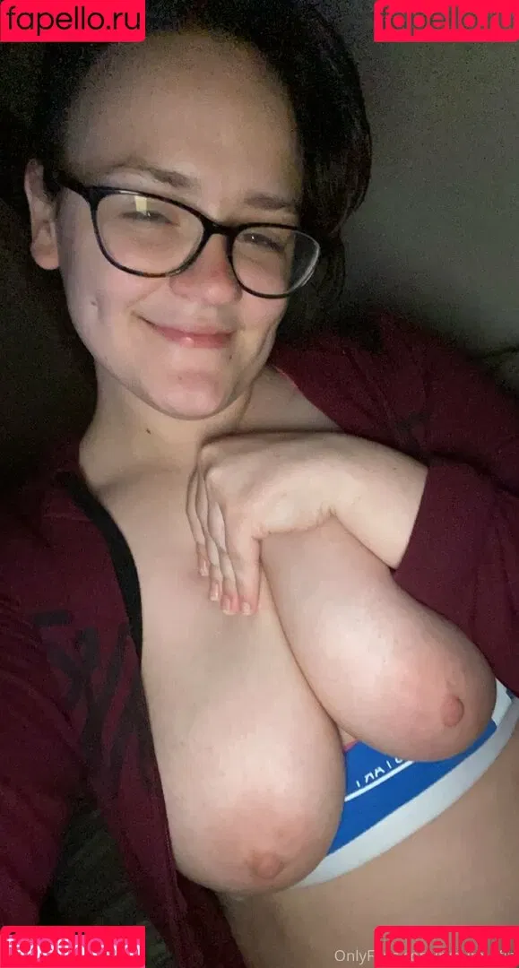 katiebuggz Onlyfans Photo Gallery 