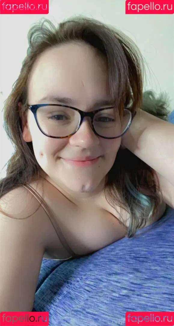 katiebuggz Onlyfans Photo Gallery 
