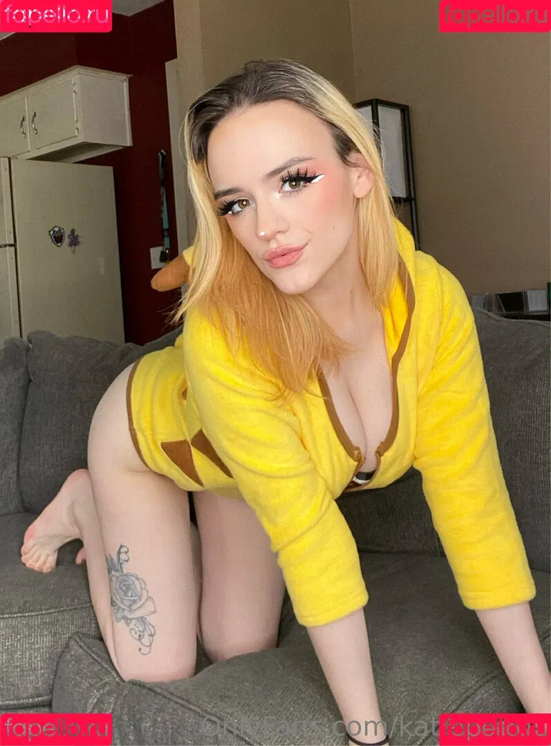 katiebuggz Onlyfans Photo Gallery 