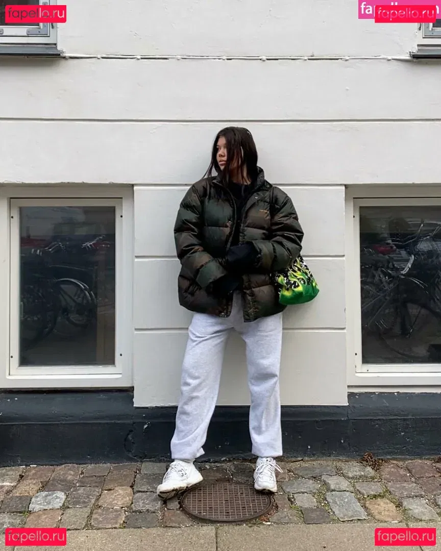 Linea Sindt Onlyfans Photo Gallery 