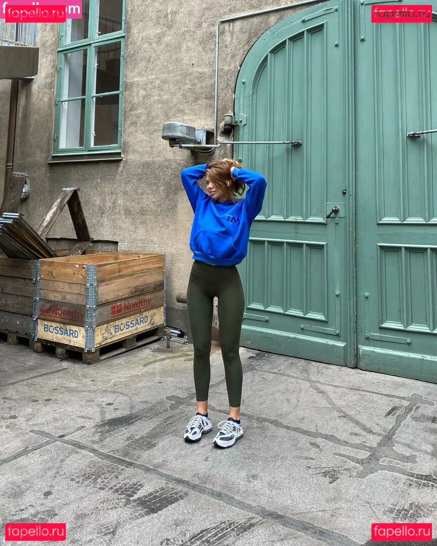 Linea Sindt Onlyfans Photo Gallery 