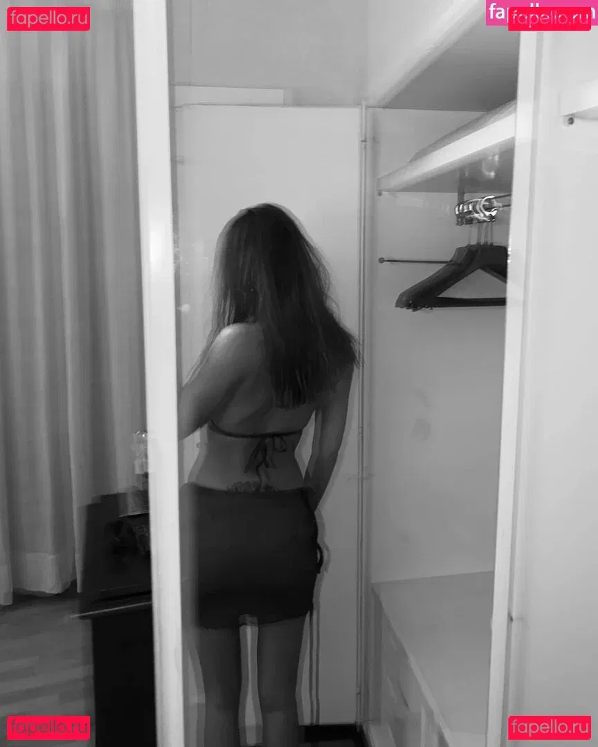 Linea Sindt Onlyfans Photo Gallery 