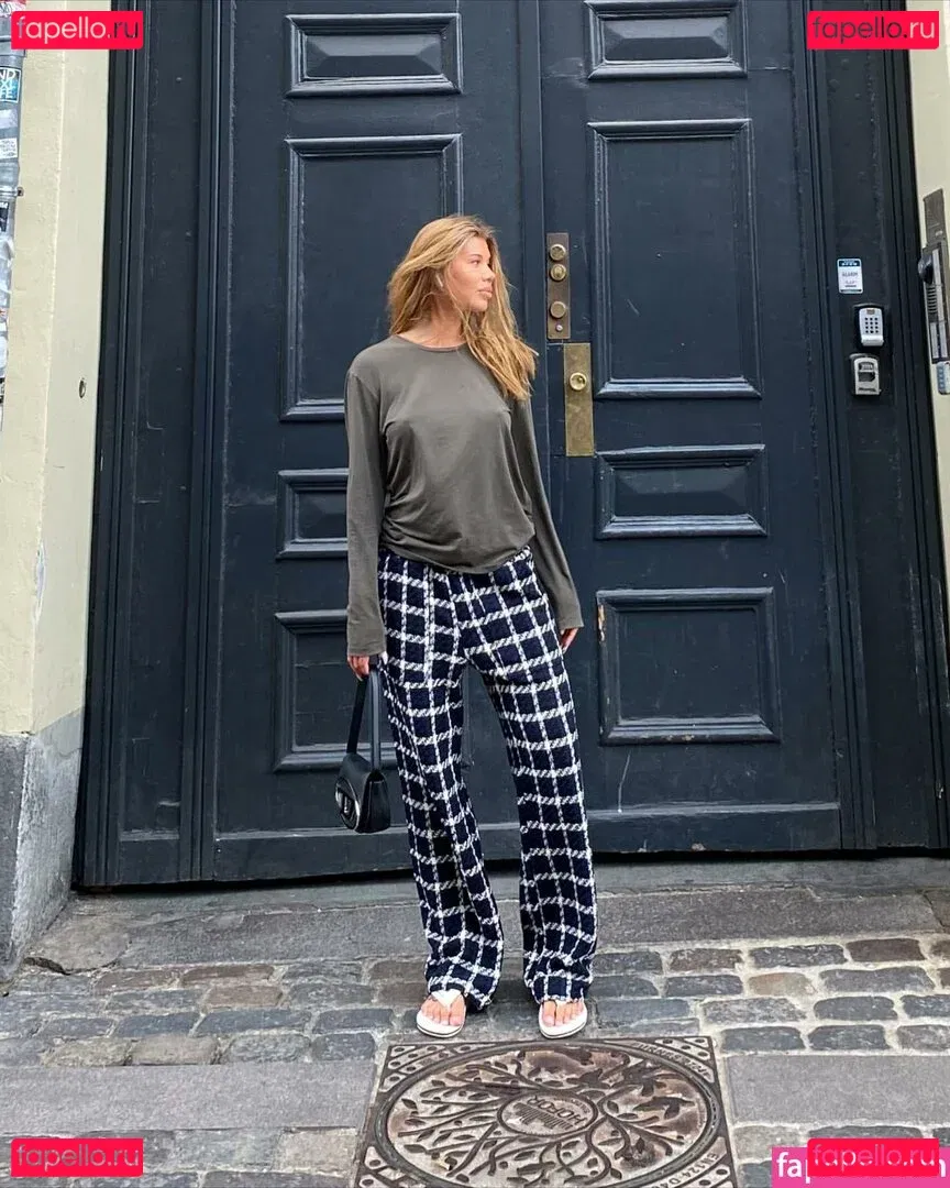 Linea Sindt Onlyfans Photo Gallery 