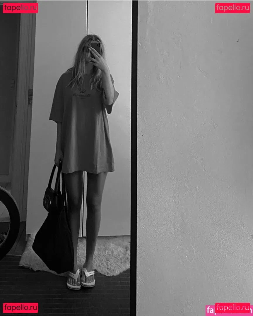 Linea Sindt Onlyfans Photo Gallery 